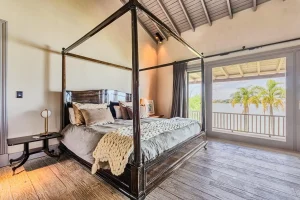 Dormitorio principal Casa Estilo Tailandés Casa lago rapel